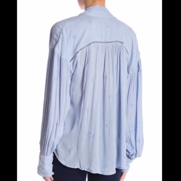 Free People Wishful Moments Tie Neck Blouse Embroidered Light Blue Oversized XS - Picture 15 of 16